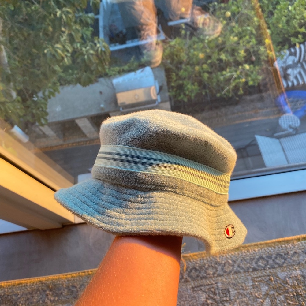 Champion bucket hat